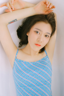 浓精揉捏奶H女友